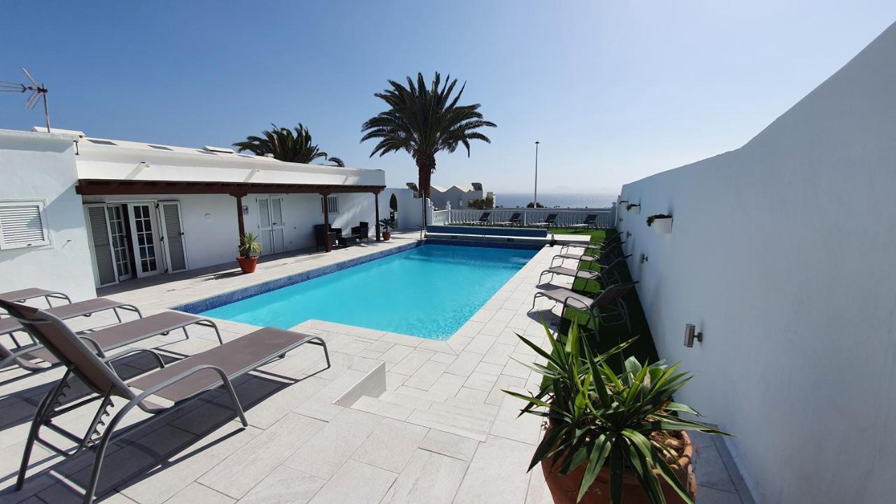 Stunning Sea View Villa With 6 Bedrooms & Heated Pool - Villa Renaissance Playa Blanca  Exterior foto