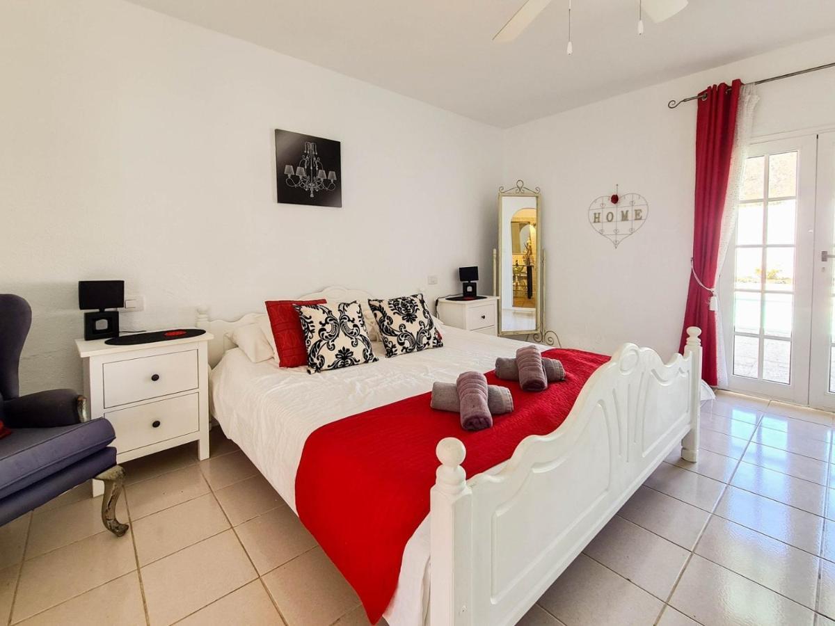 Stunning Sea View Villa With 6 Bedrooms & Heated Pool - Villa Renaissance Playa Blanca  Exterior foto