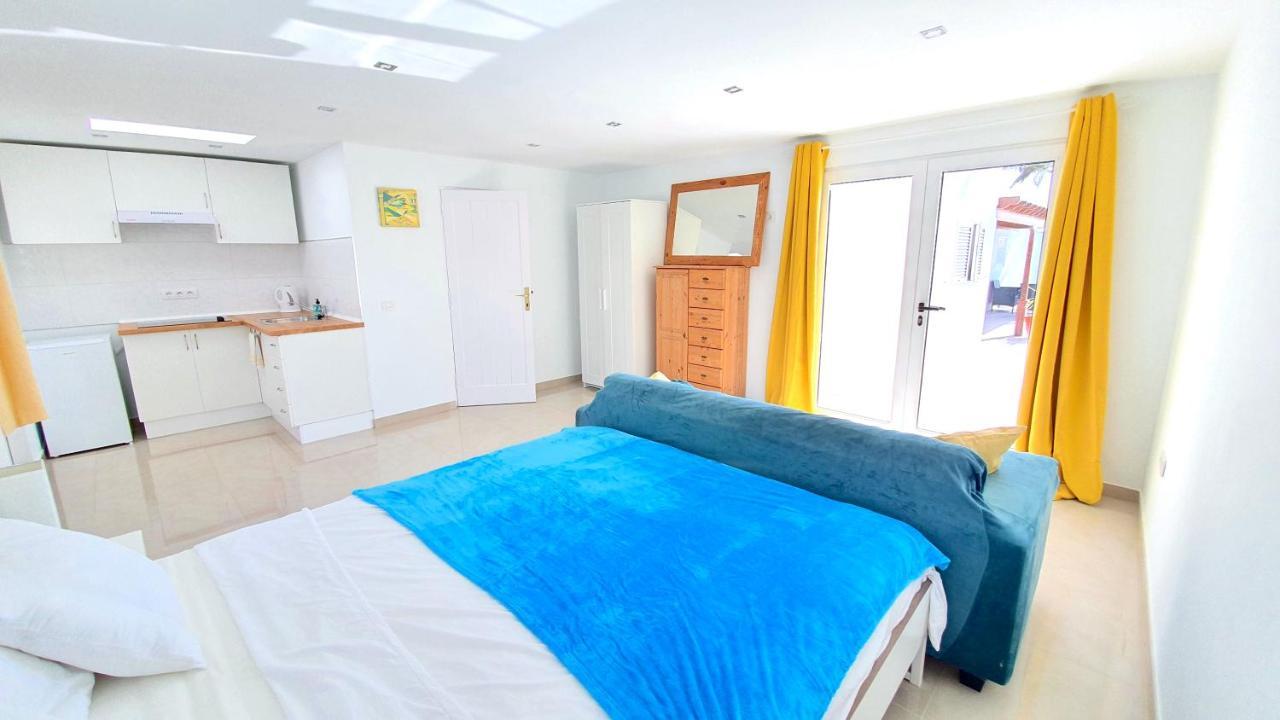 Stunning Sea View Villa With 6 Bedrooms & Heated Pool - Villa Renaissance Playa Blanca  Exterior foto