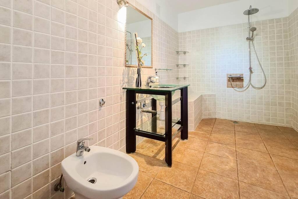 Stunning Sea View Villa With 6 Bedrooms & Heated Pool - Villa Renaissance Playa Blanca  Quarto foto